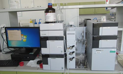 Modular HPLC – Shimadzu Prominence LC 20AP/FRC-10A